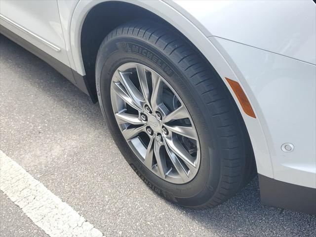 2023 Cadillac XT5 FWD Premium Luxury