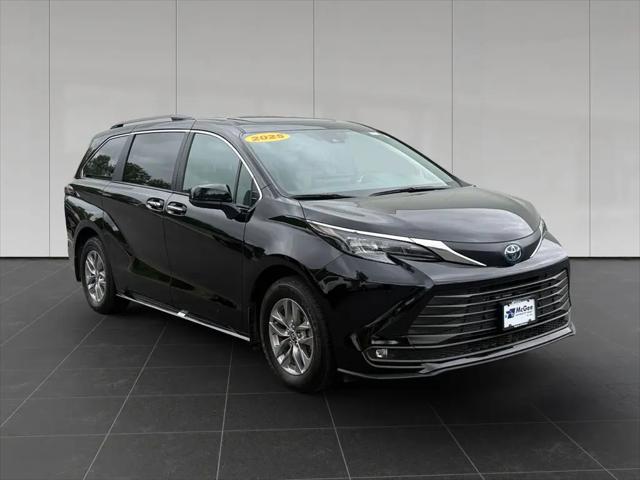2025 Toyota Sienna XLE