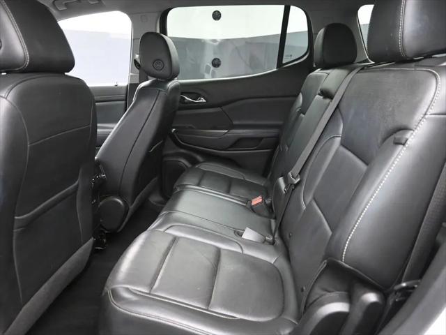 2023 GMC Acadia AWD SLT
