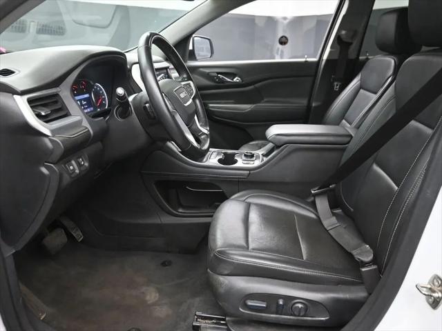 2023 GMC Acadia AWD SLT