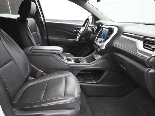 2023 GMC Acadia AWD SLT