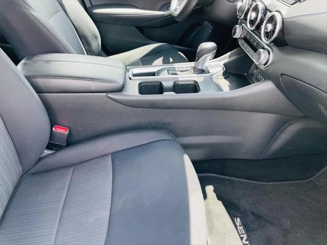 2024 Nissan Sentra SV Xtronic CVT