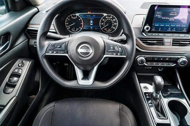 2024 Nissan Altima SV FWD