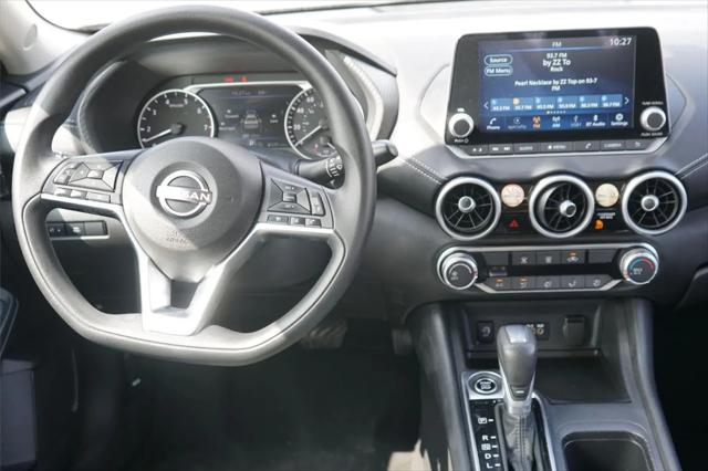 2024 Nissan Sentra SV Xtronic CVT