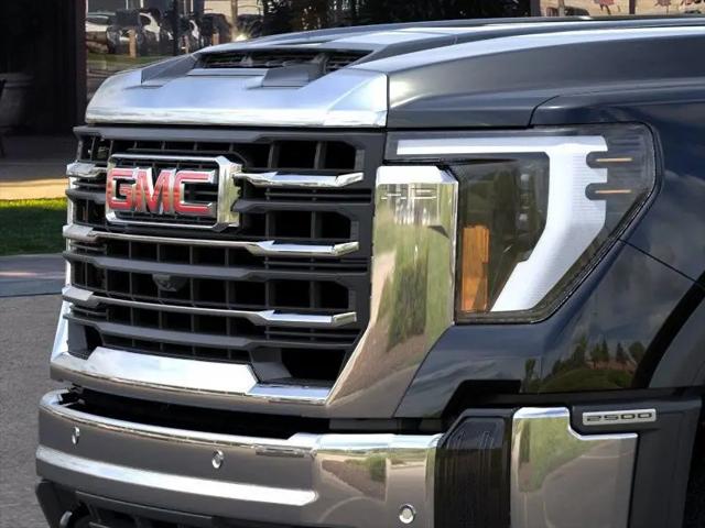 2025 GMC Sierra 2500HD 4WD Crew Cab Standard Bed SLT