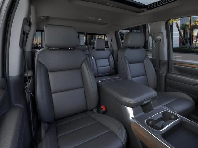 2025 GMC Sierra 2500HD 4WD Crew Cab Standard Bed SLT