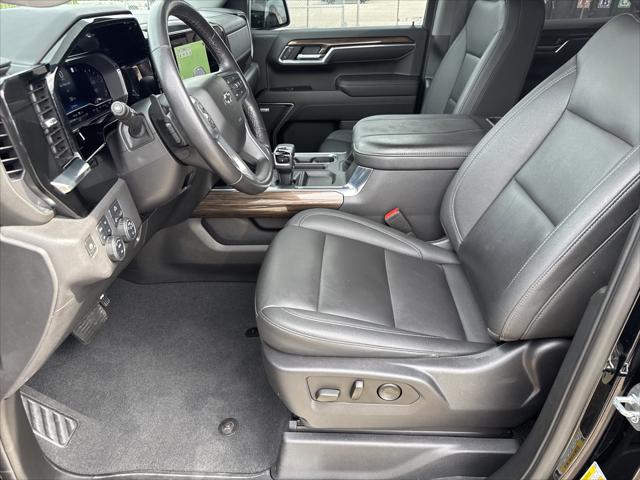 2023 Chevrolet Silverado 1500 4WD Crew Cab Short Bed RST