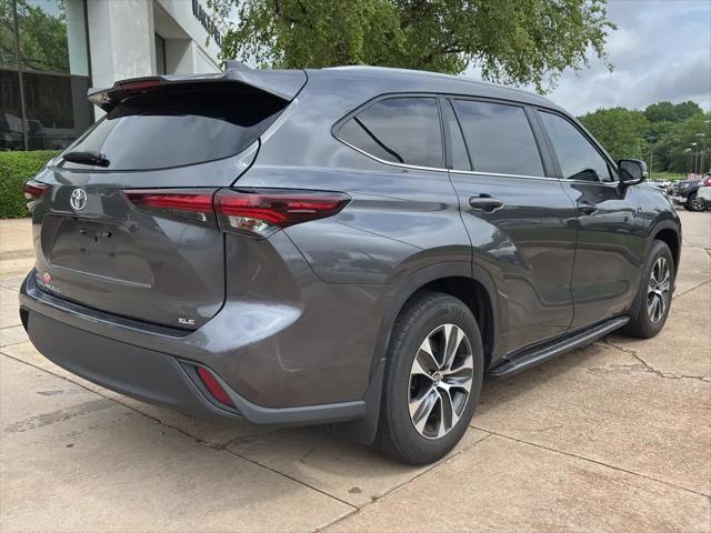 2025 Toyota Highlander XLE