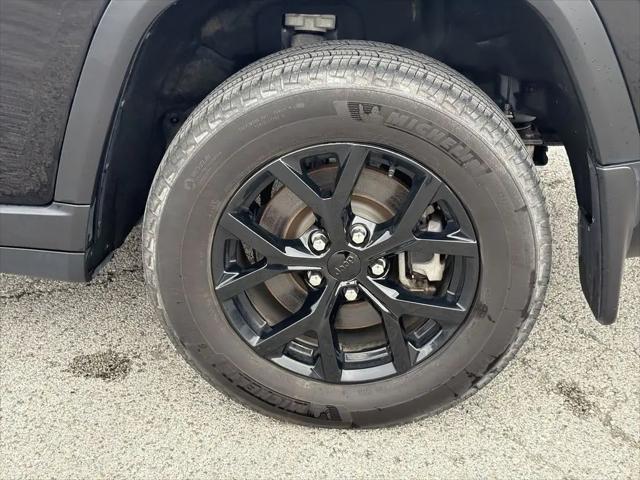2024 Jeep Grand Cherokee L Altitude X 4x4