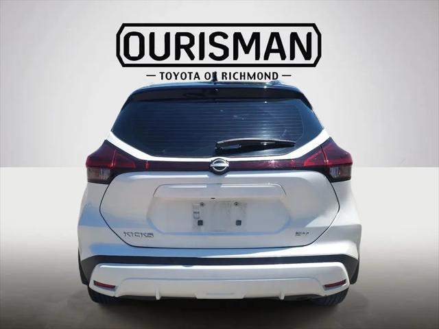 2023 Nissan Kicks SV Xtronic CVT