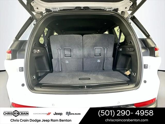 2026 Jeep Grand Cherokee L Altitude 4x2