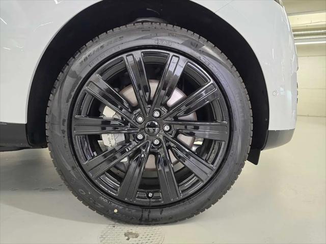 2026 Land Rover Range Rover P550e SE