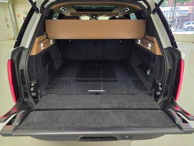 2026 Land Rover Range Rover P550e SE