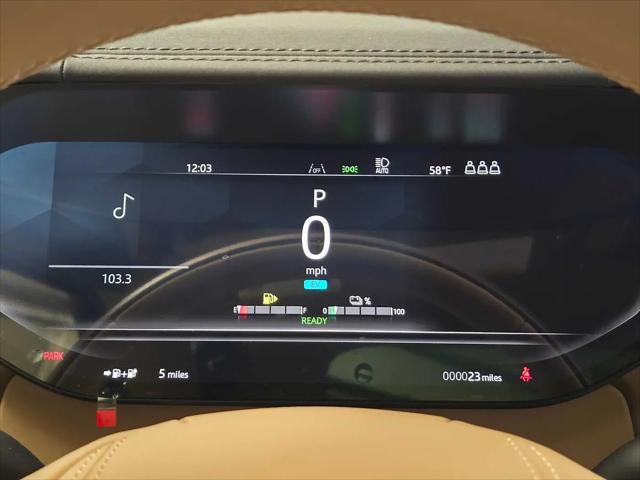 2026 Land Rover Range Rover P550e SE