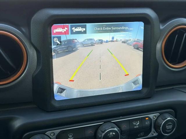 2022 Jeep Gladiator Sport