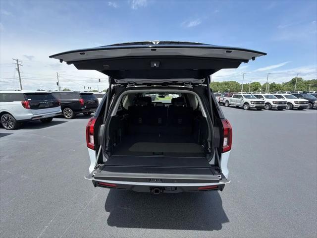 2026 Ford Expedition Max Active MAX