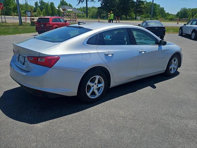 2017 Chevrolet Malibu LS