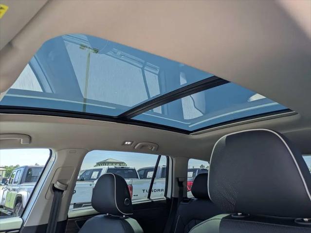 2026 Volkswagen Atlas SEL Premium R-Line