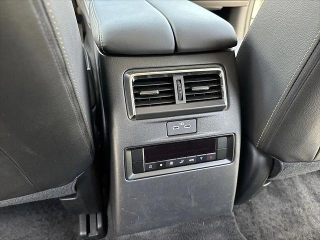 2024 Mazda X-90 3.3 Turbo Preferred