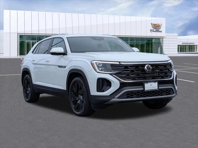 2024 Volkswagen Atlas Cross Sport 2.0T SE w/Technology