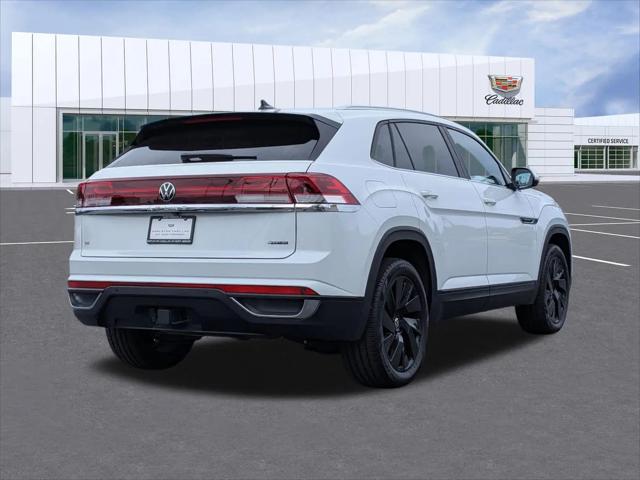 2024 Volkswagen Atlas Cross Sport 2.0T SE w/Technology