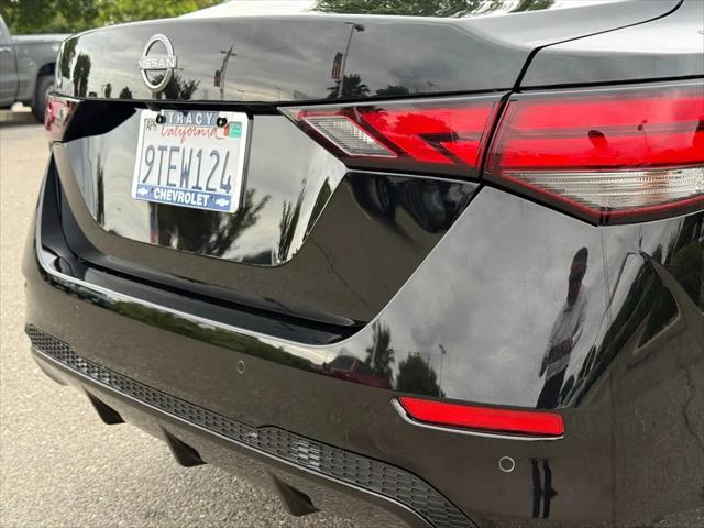 2024 Nissan Sentra SV Xtronic CVT