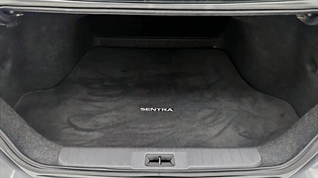 2022 Nissan Sentra SR Xtronic CVT