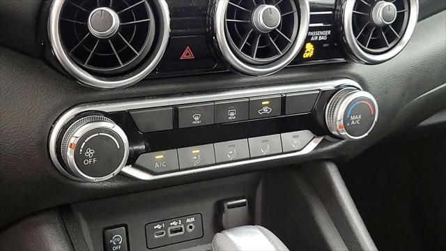 2024 Nissan Sentra SV Xtronic CVT