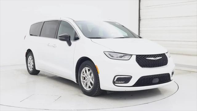 2025 Chrysler Pacifica Select for sale in Tallahassee, FL