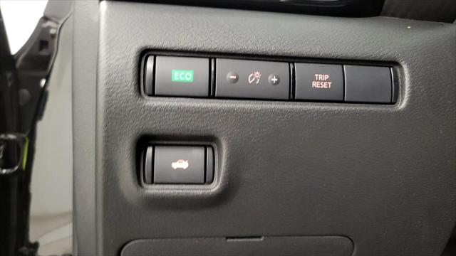 2022 Nissan Sentra SR Xtronic CVT