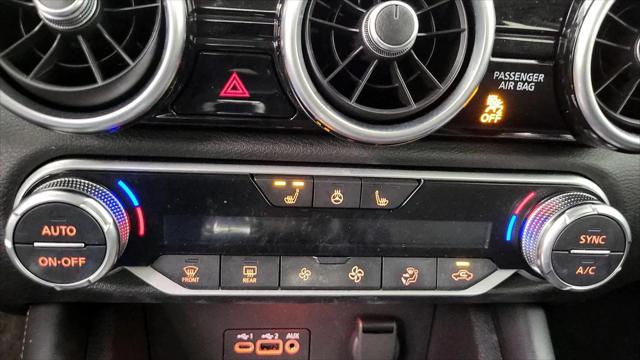 2022 Nissan Sentra SR Xtronic CVT