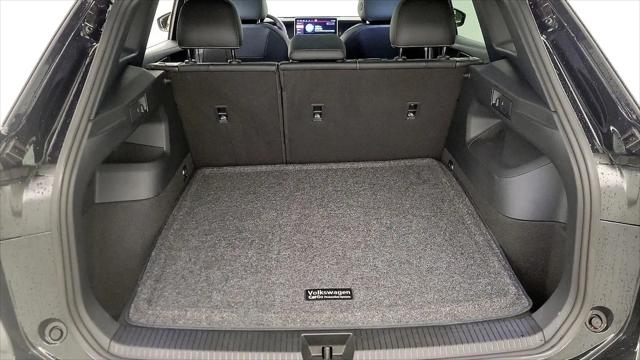 2025 Volkswagen Tiguan 2.0T SE R-Line Black