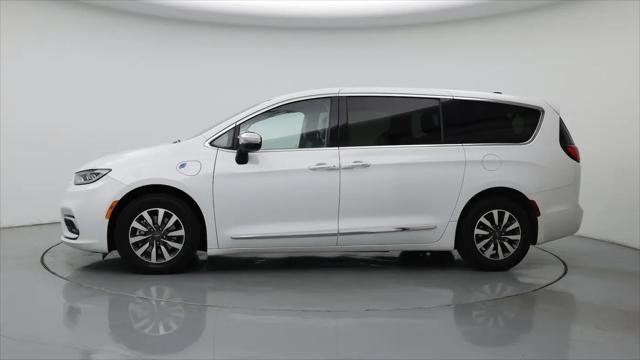 2023 Chrysler Pacifica Hybrid Limited