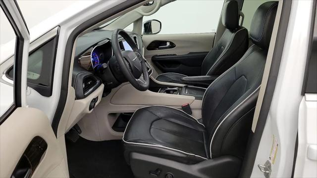 2023 Chrysler Pacifica Hybrid Limited