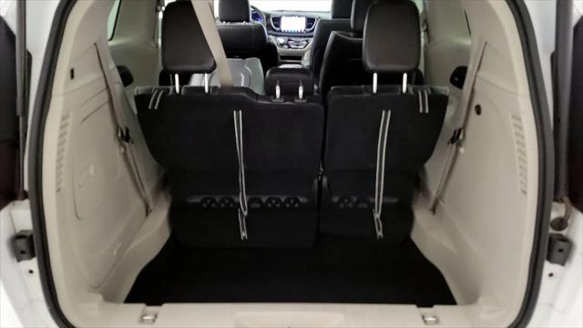 2023 Chrysler Pacifica Hybrid Limited