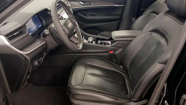 2023 Jeep Grand Cherokee Limited 4x2