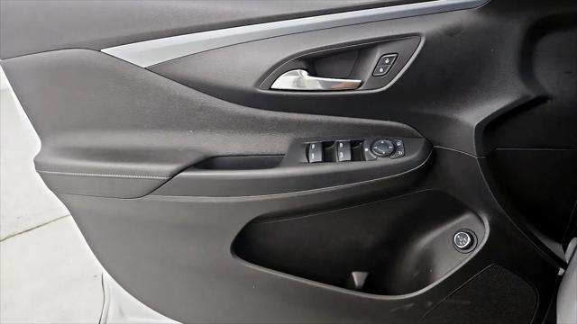 2025 Buick NV Preferred FWD