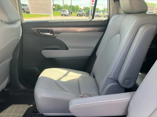 2025 Toyota Highlander Limited