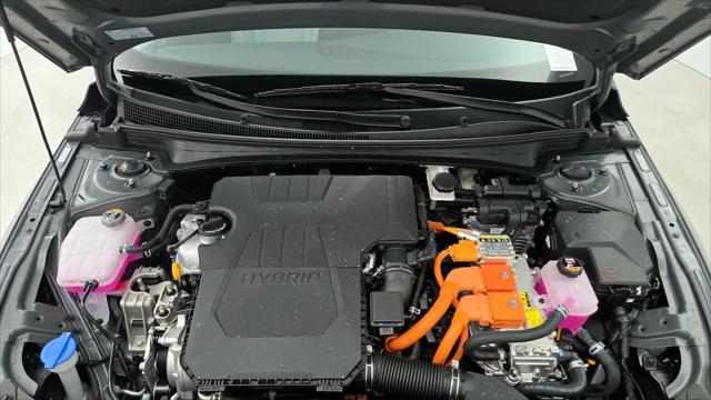 2025 Hyundai Elantra Hybrid Limited
