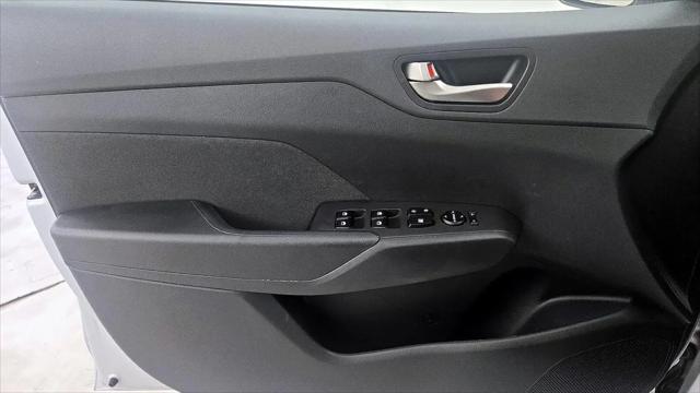 2020 Hyundai Accent SE