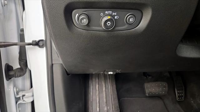 2020 Chevrolet Traverse FWD LT Leather