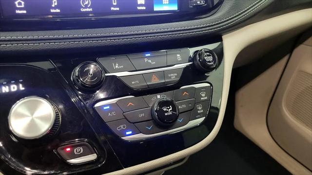 2023 Chrysler Pacifica Hybrid Touring L