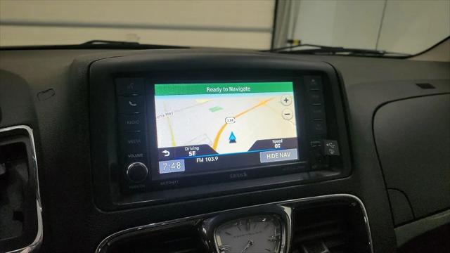 2016 Chrysler Town & Country Touring-L Anniversary Edition