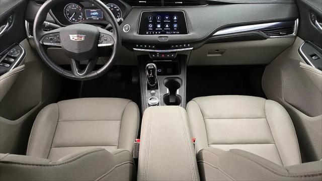 2023 Cadillac XT4 AWD Luxury