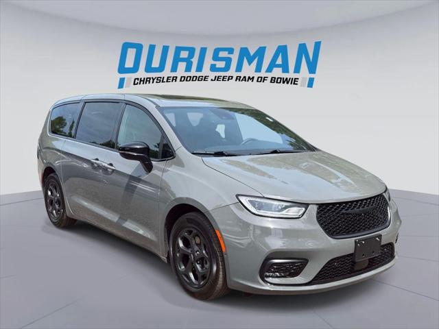 2023 Chrysler Pacifica Hybrid Limited for sale in Bowie, MD