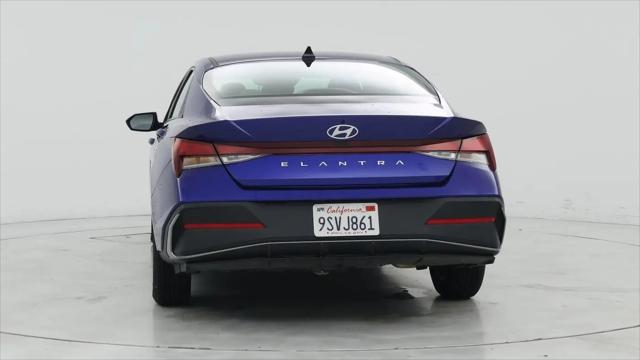2024 Hyundai Elantra SE