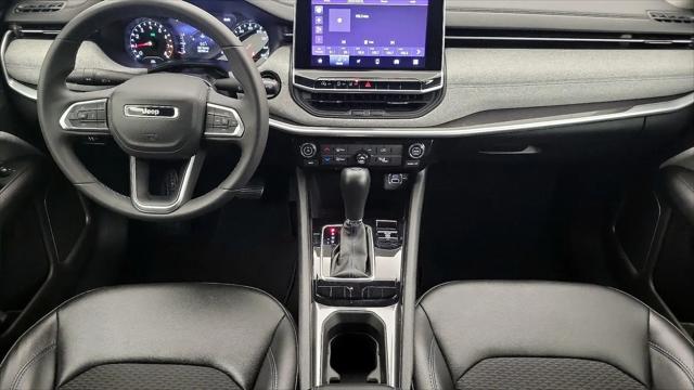 2022 Jeep Compass Latitude FWD