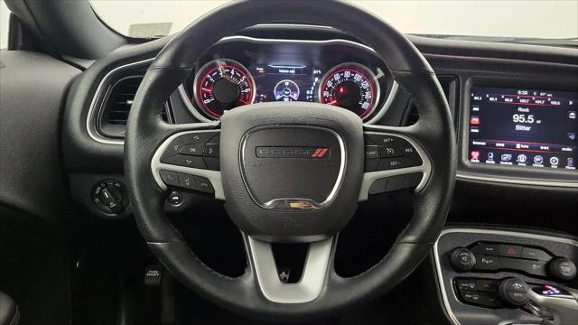 2016 Dodge Challenger SXT Plus