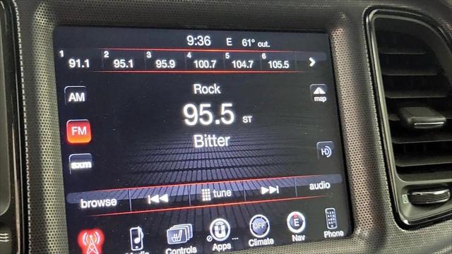 2016 Dodge Challenger SXT Plus
