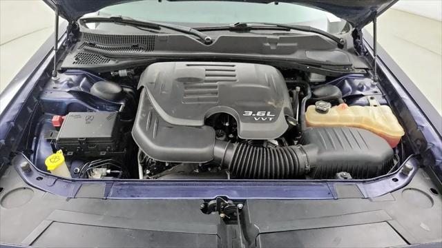 2016 Dodge Challenger SXT Plus